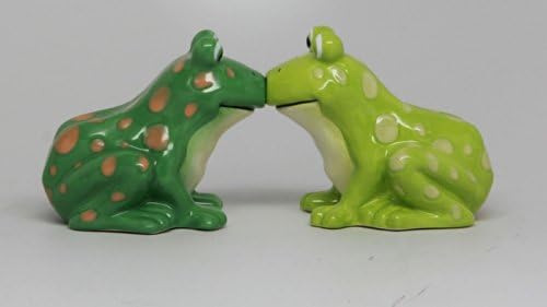 Pacific Giftware Frogs Salt and Pepper Shaker Set